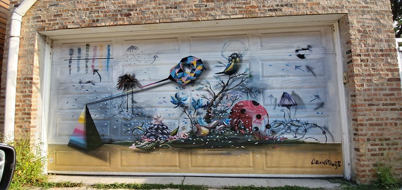 mural in Chicago by artist Collin van der Sluijs.