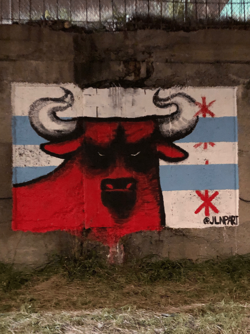 mural in Chicago by artist unknown.