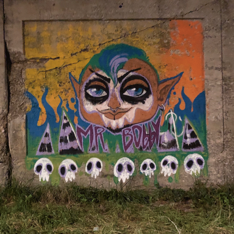 mural in Chicago by artist unknown.