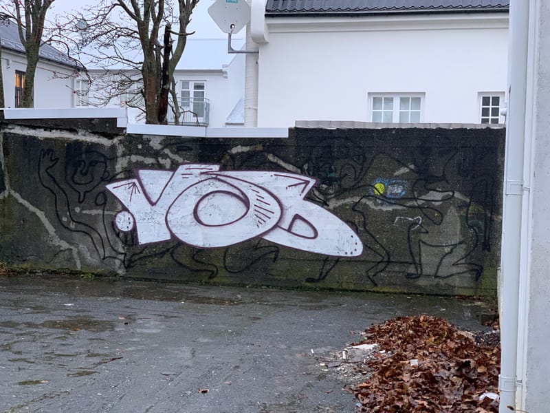 mural in Reykjavík by artist unknown.