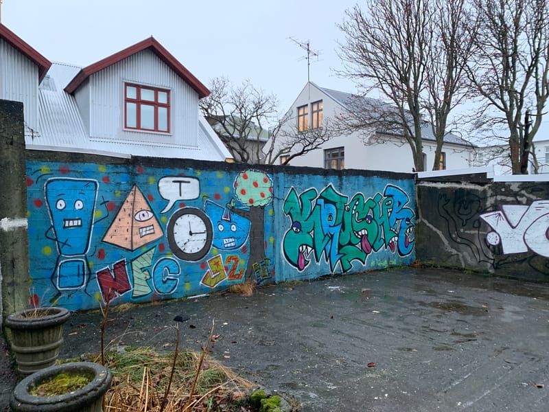 mural in Reykjavík by artist unknown.