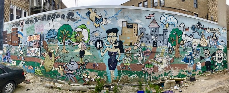 mural in Chicago by artist unknown.
