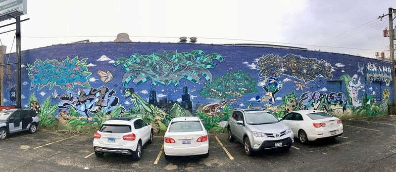 mural in Chicago by artist unknown.