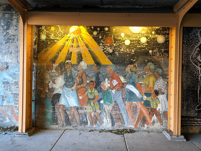 mural in Chicago by artist unknown.