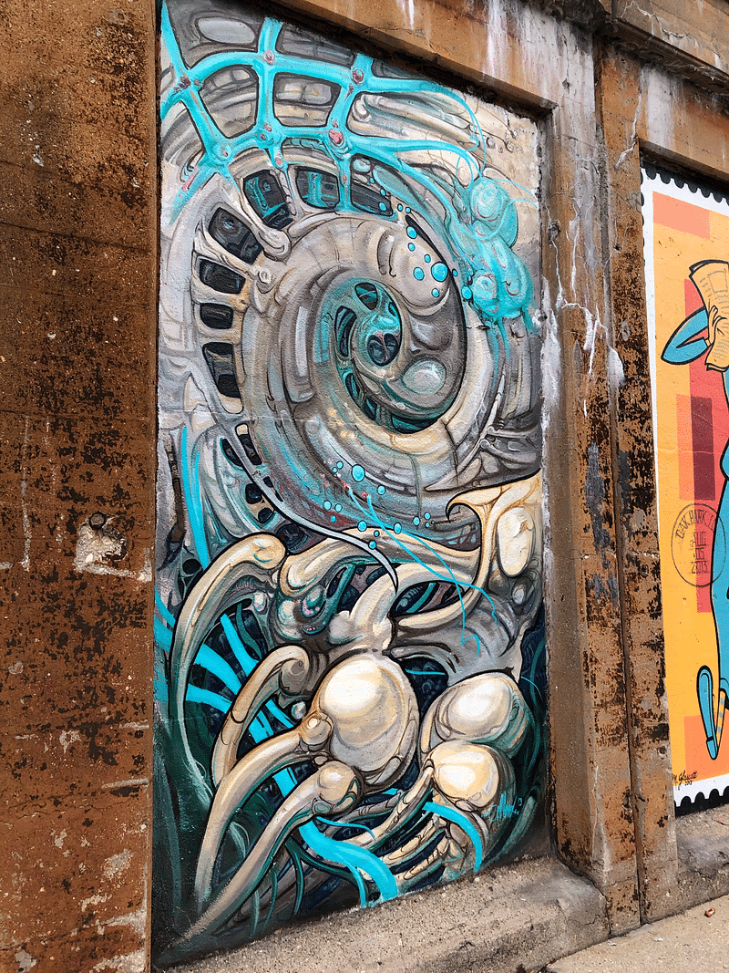 mural in Oak Park by artist unknown.