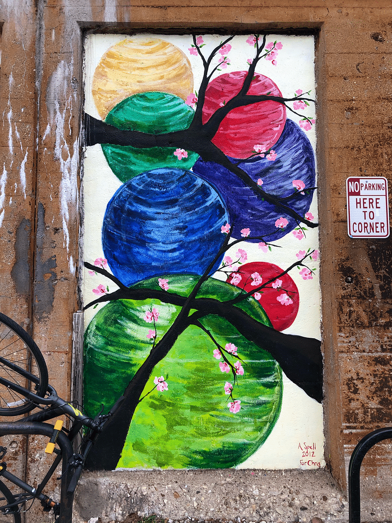 mural in Oak Park by artist unknown.