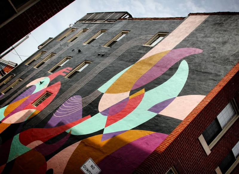 mural in Baltimore by artist unknown.