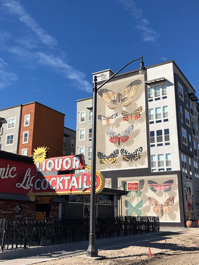 mural in Las Vegas by artist Mantra.