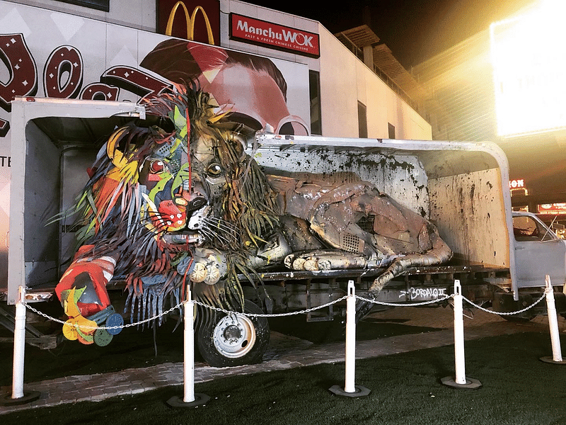 mural in  by artist Bordalo II.