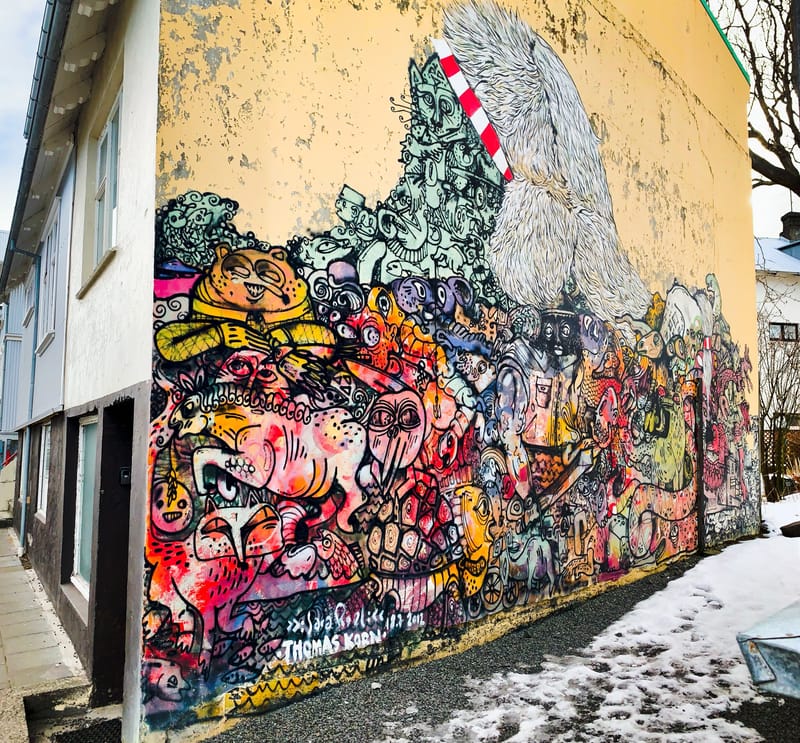 mural in Reykjavík by artist unknown.