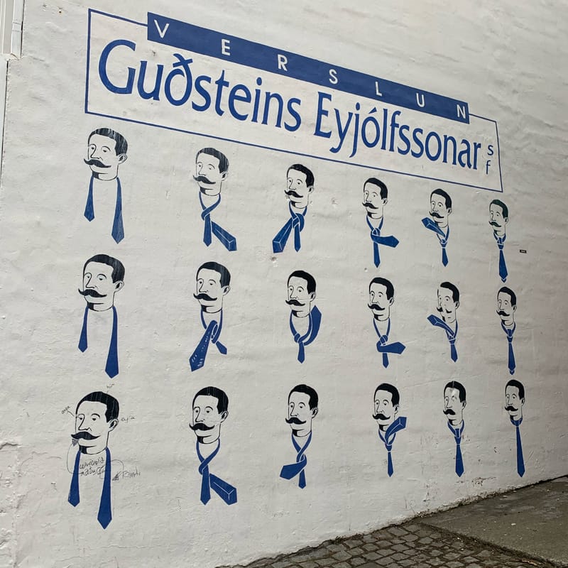mural in Reykjavík by artist unknown.