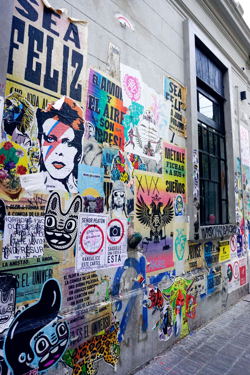 mural in Buenos Aires by artist unknown.