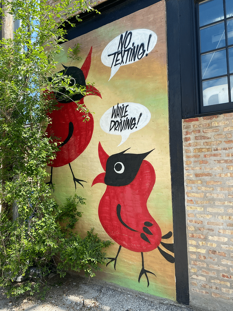 mural in  by artist unknown.
