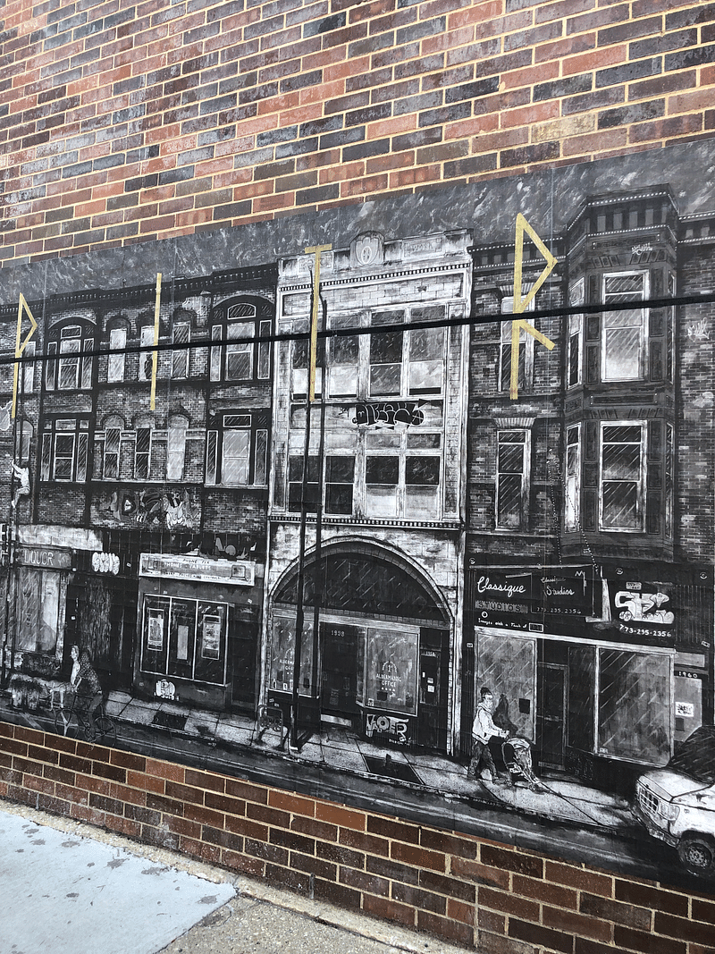 mural in Chicago by artist PITR.