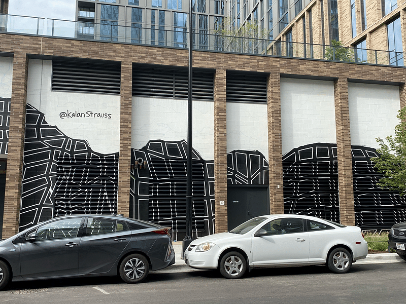 mural in Chicago by artist Kalan Strauss.