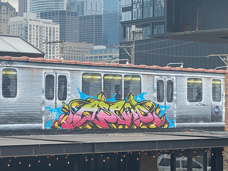 mural in Chicago by artist unknown.