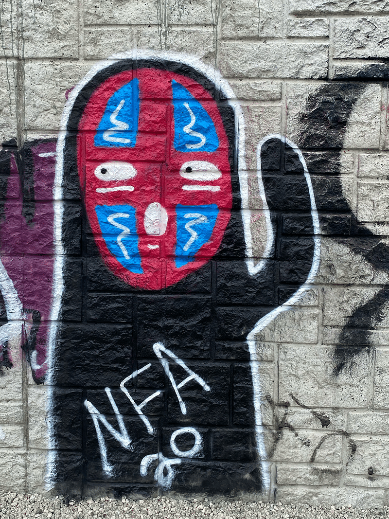 mural in Chicago by artist unknown.