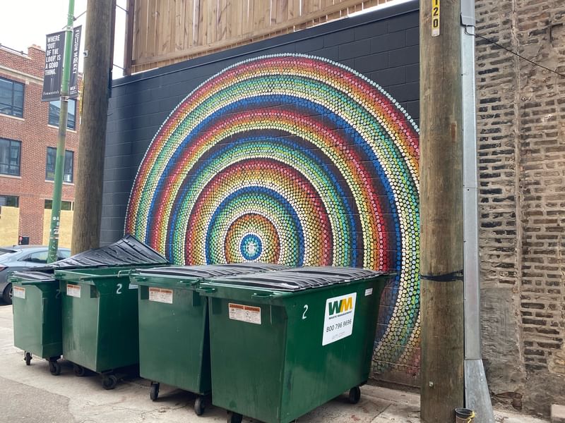 mural in Chicago by artist Joe Miller.
