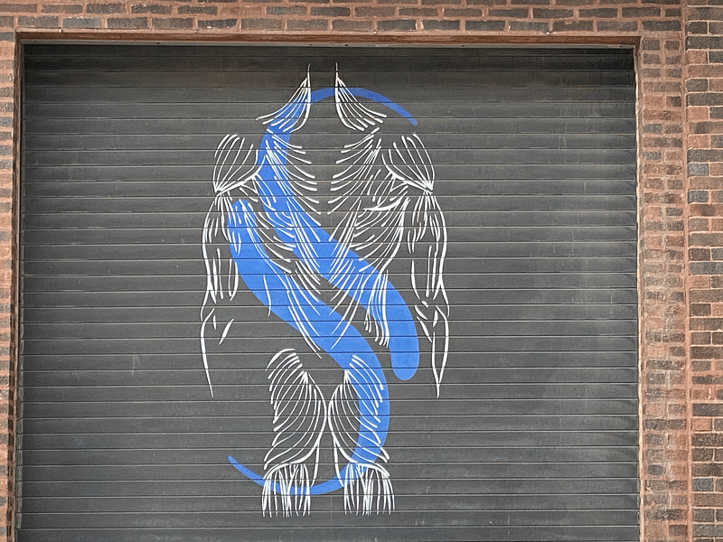 mural in Chicago by artist unknown.