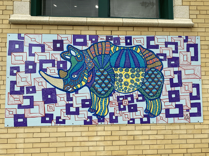 mural in Chicago by artist unknown.