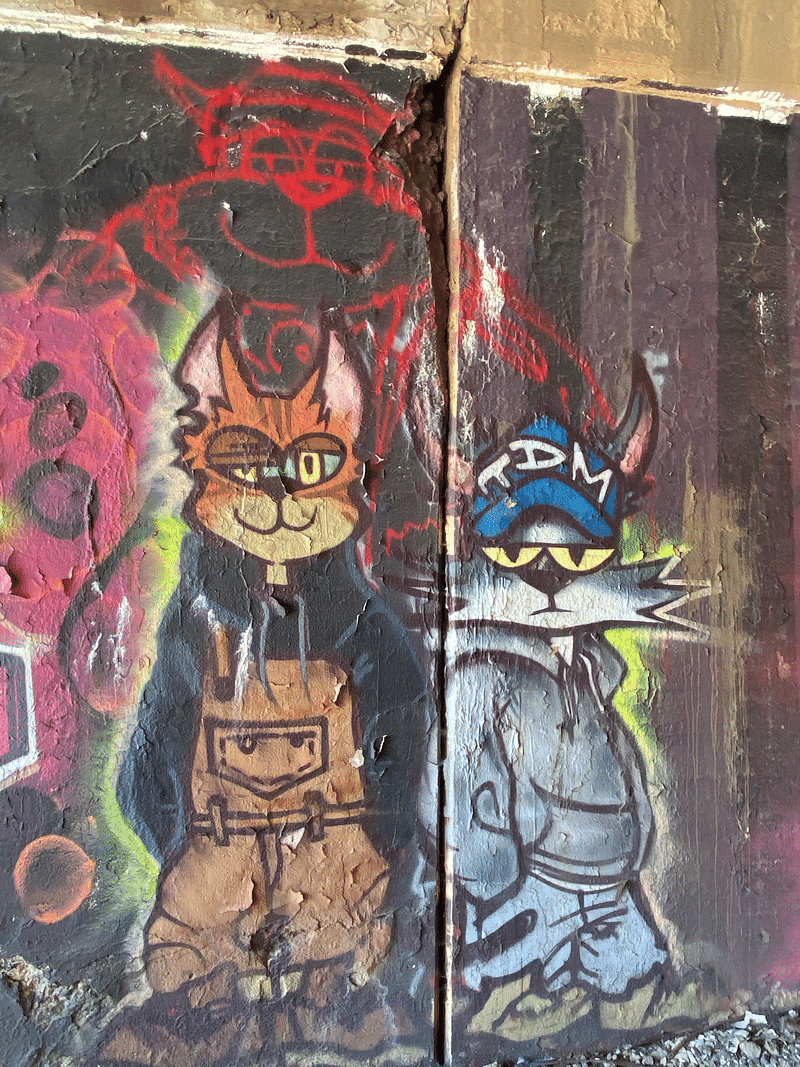 mural in Chicago by artist unknown.