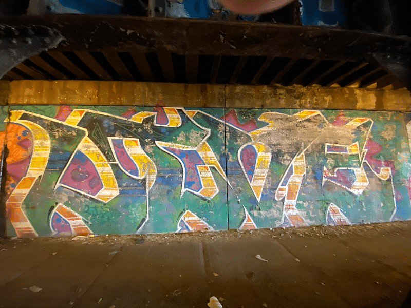 mural in Chicago by artist unknown.