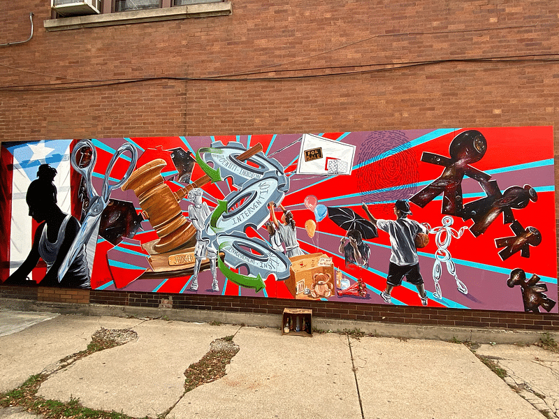 mural in Chicago by artist unknown.