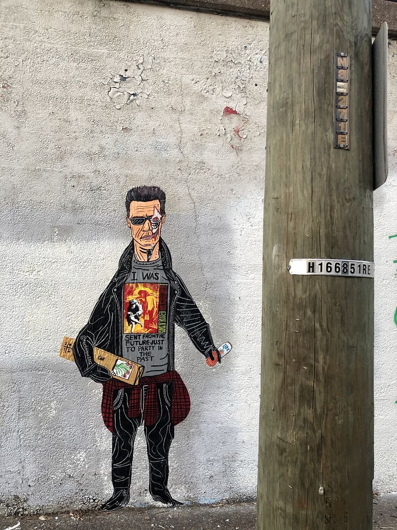 mural in Cincinnati by artist unknown.