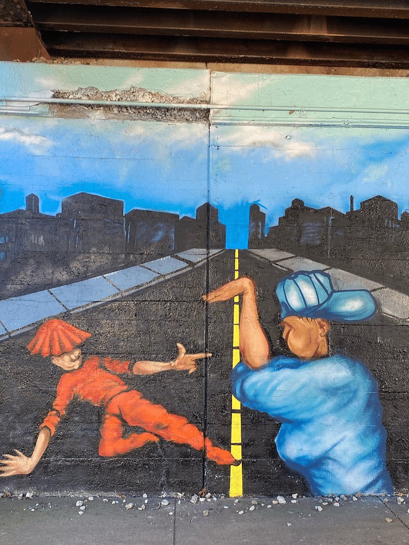 mural in Chicago by artist unknown.