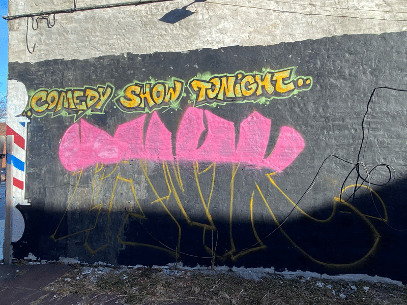 mural in Chicago by artist unknown.