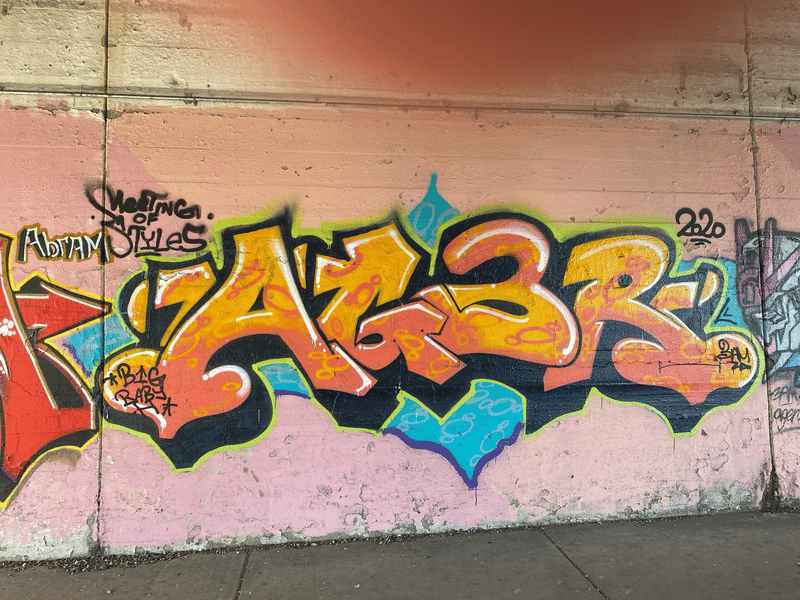 mural in Chicago by artist unknown.