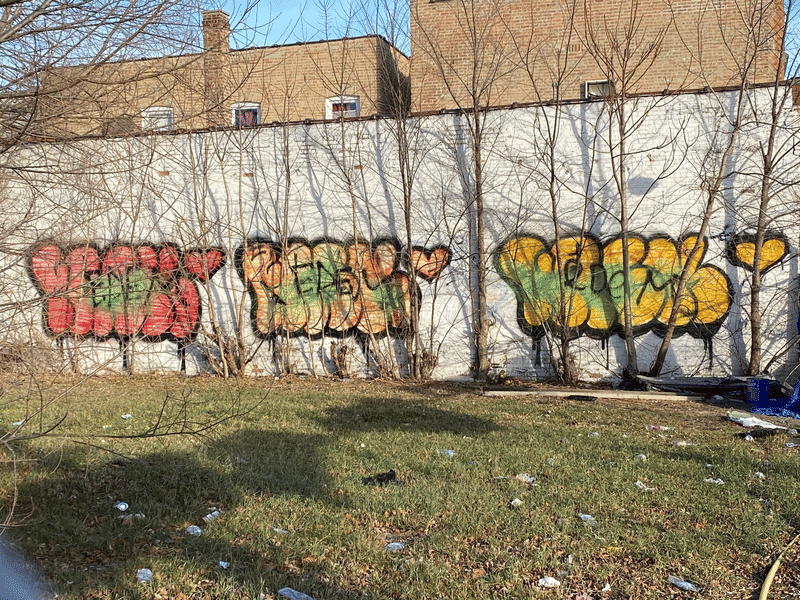 mural in Chicago by artist unknown.