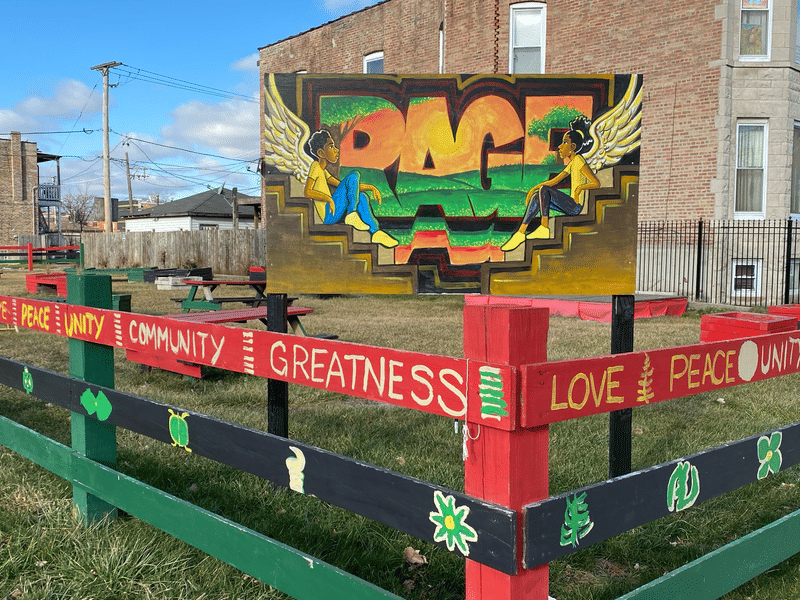 mural in Chicago by artist unknown.