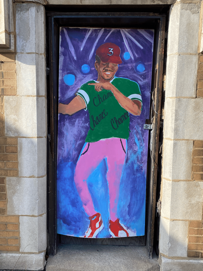 mural in Chicago by artist unknown.