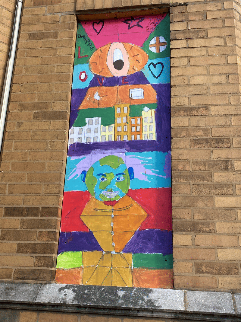 mural in Chicago by artist unknown.