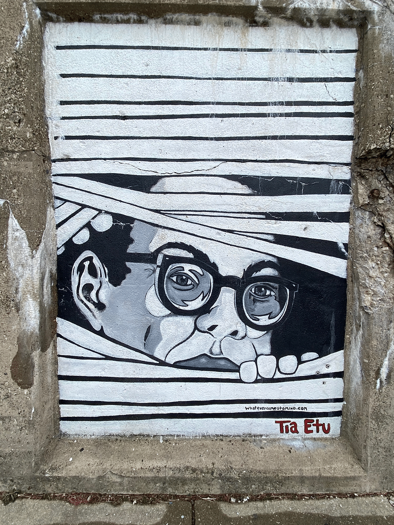 mural in Oak Park by artist unknown.
