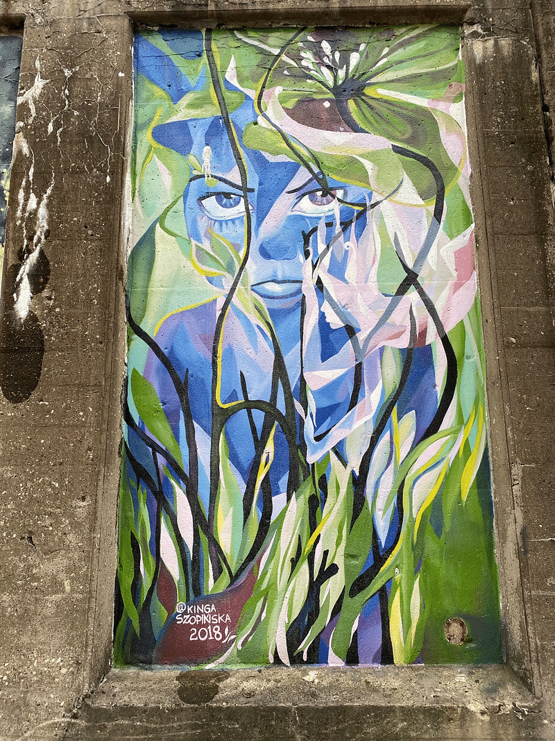 mural in Oak Park by artist unknown.