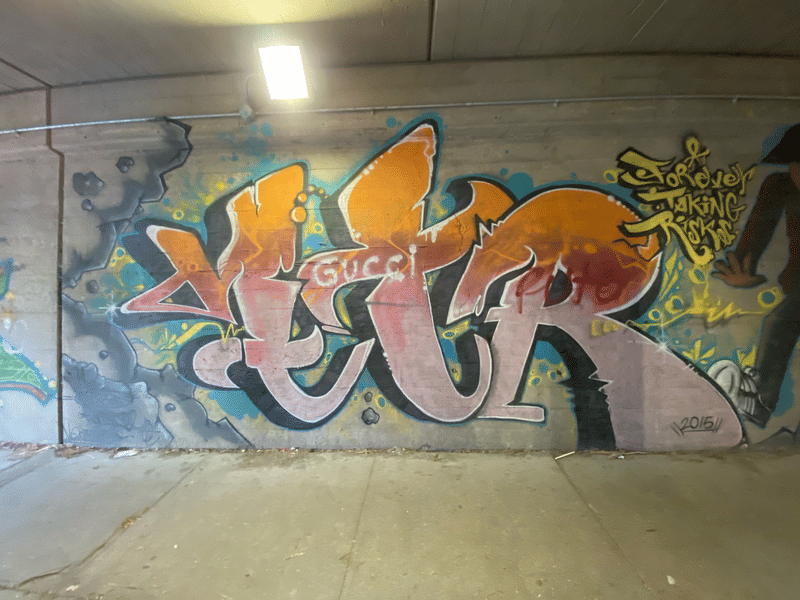 mural in Chicago by artist unknown.