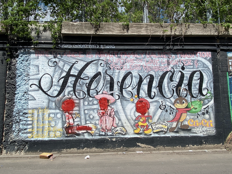 mural in Chicago by artist unknown.