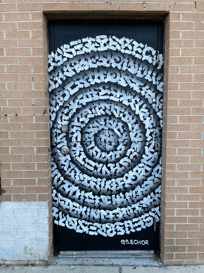 mural in Chicago by artist SECHOR.