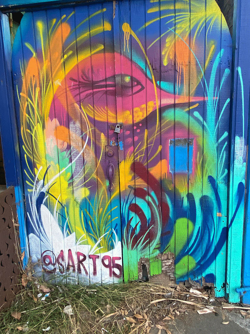 mural in Los Angeles by artist unknown.