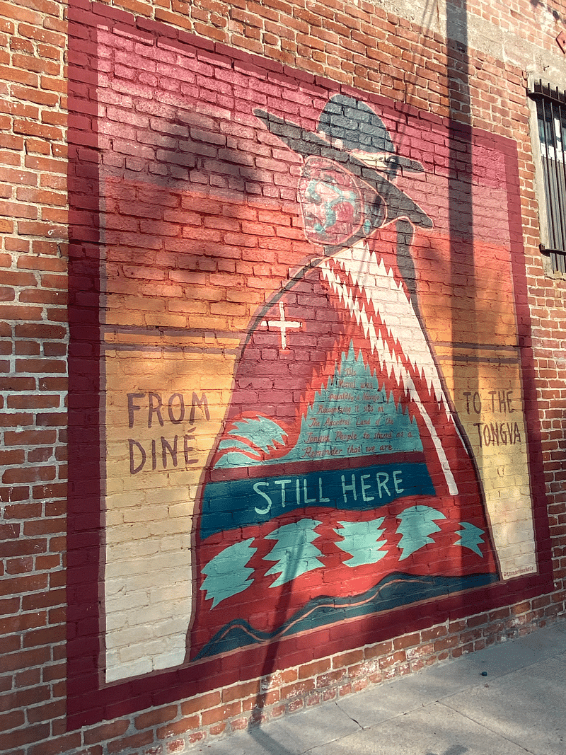 mural in Los Angeles by artist unknown.