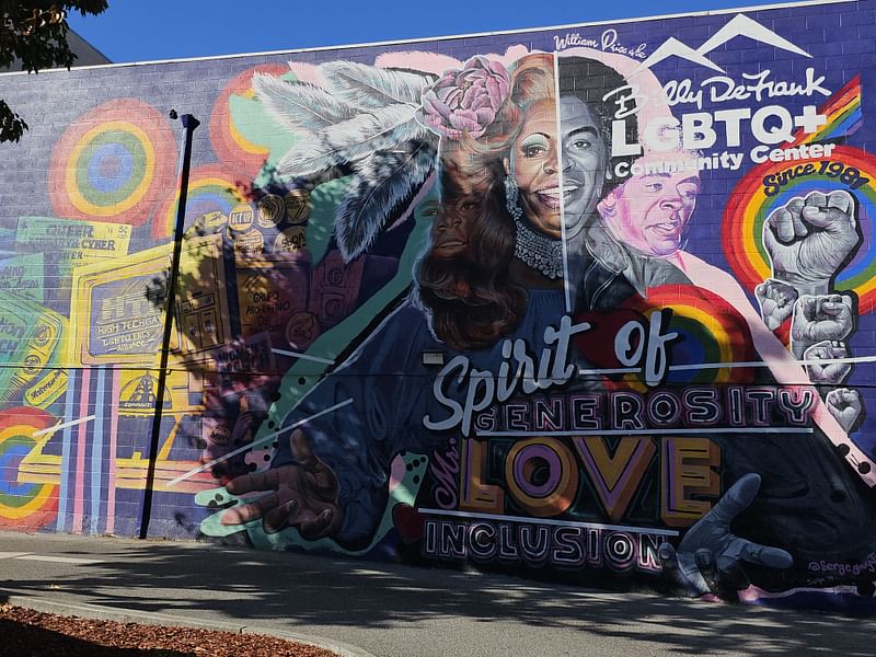 mural in San Jose by artist unknown.
