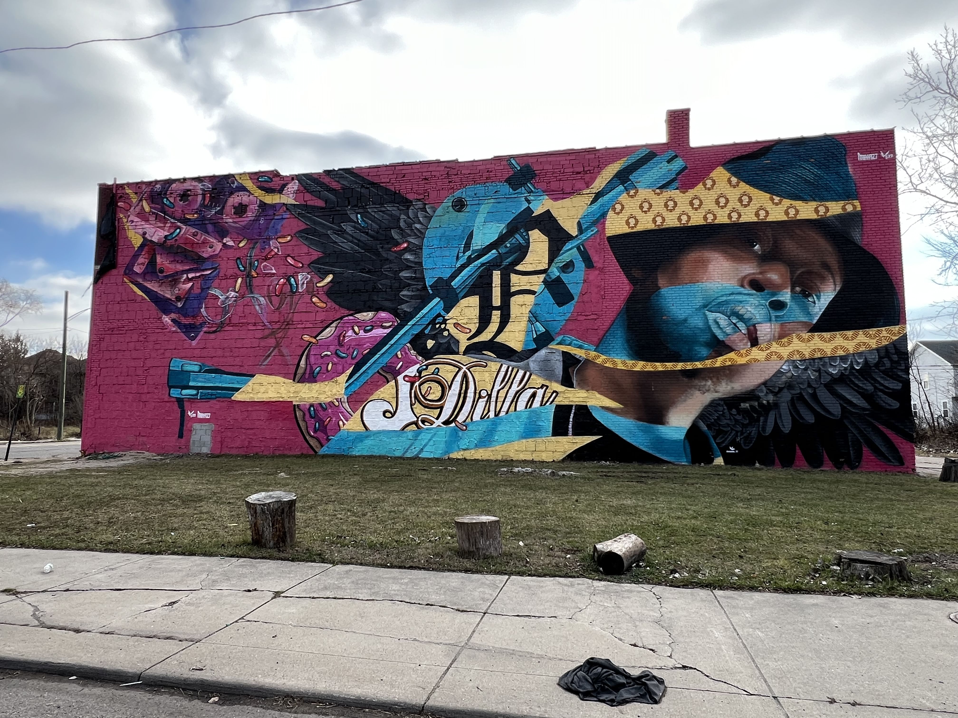 Victor Quinonez Murals and Street Art | FindMASA