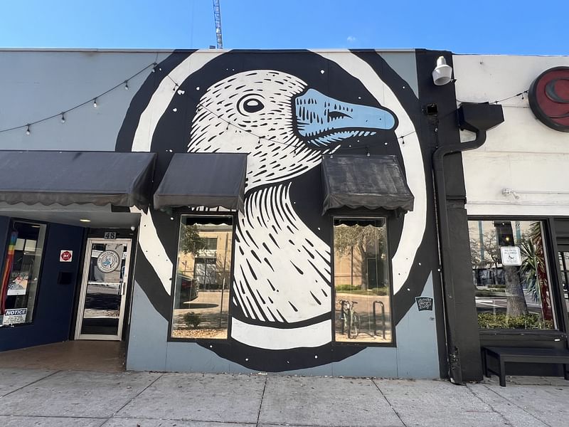 mural in St. Petersburg by artist Vitale Bros.