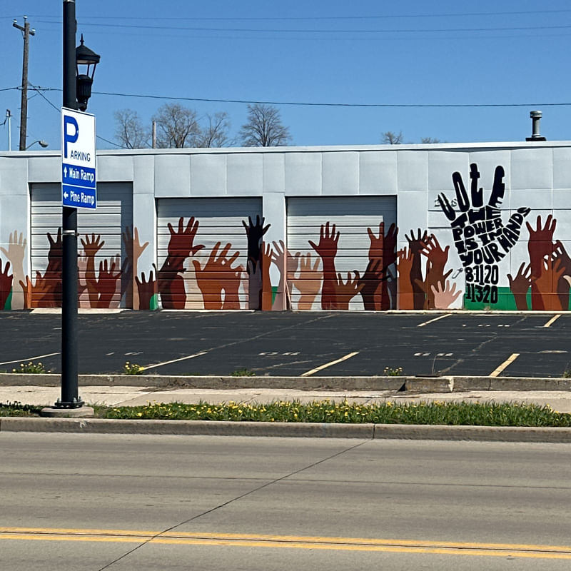 mural in Green Bay by artist unknown.