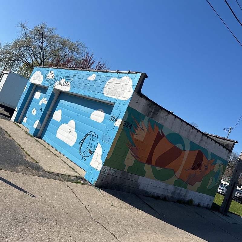 mural in Green Bay by artist unknown.