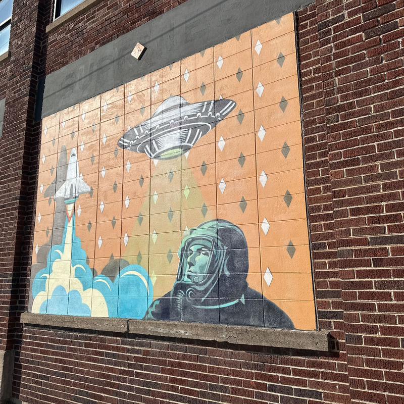 mural in Green Bay by artist unknown.