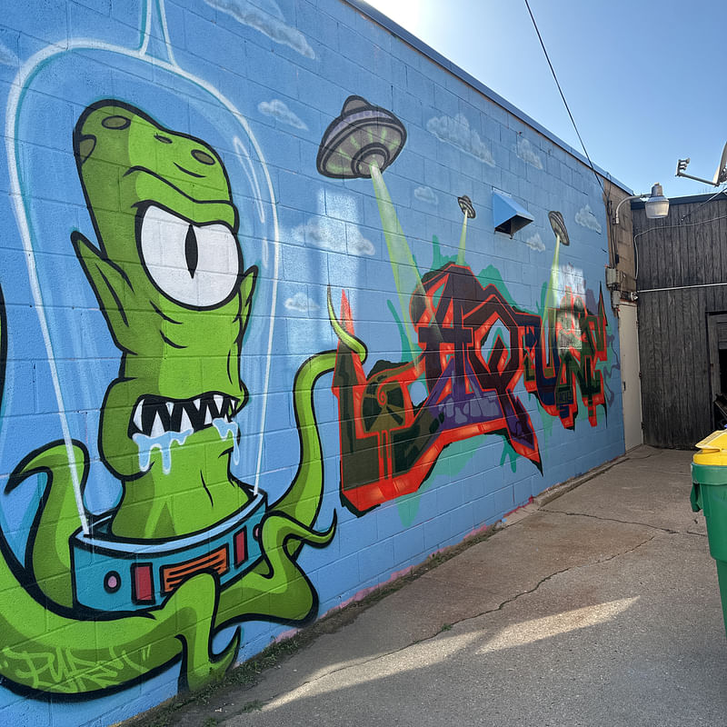 mural in Green Bay by artist unknown.