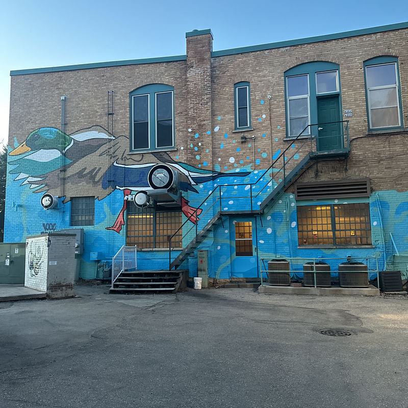 mural in Oshkosh by artist unknown.